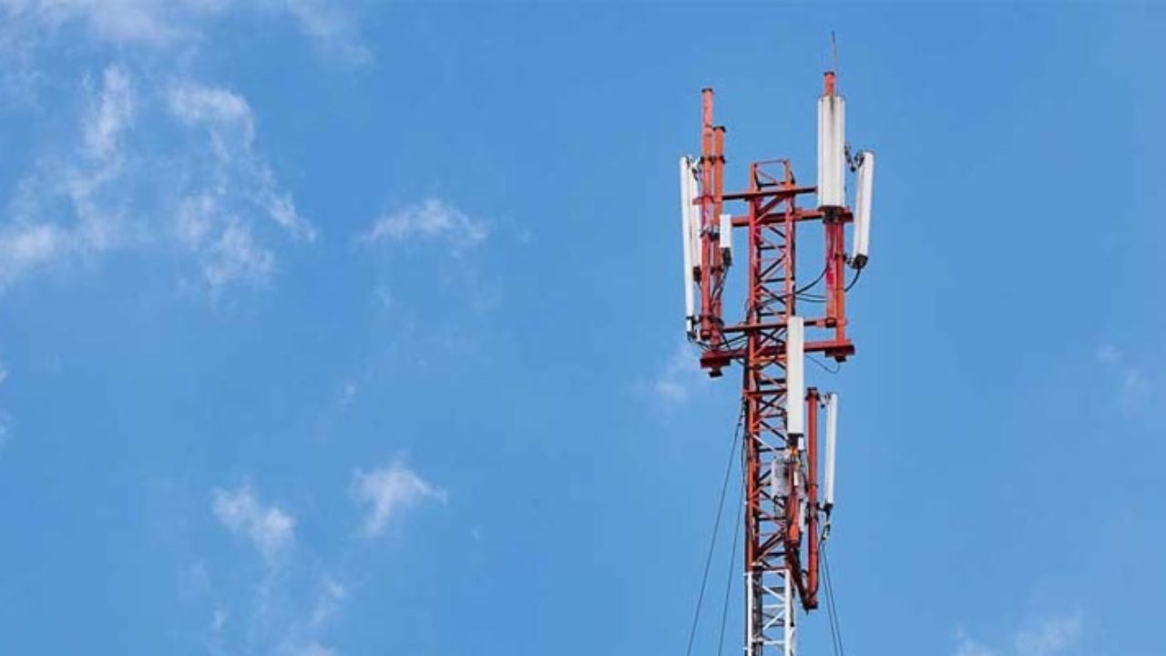 Coronavirus: Burnt Masts In The UK And Other 5G Theories. Here Are The Facts