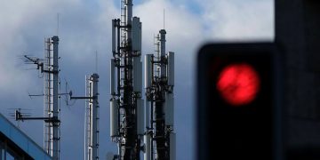 Vodafone To Partner With Samsung, Dell, Others to Build First Commercial Open RAN Network In Europe