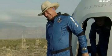 Jeff Bezos And His Crew Landed Safely From Space With A New Philanthropic Insight