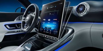 New Roadster From Mercedes-Benz Has A Flippy Touchscreen That Would Help Cut Down Glare