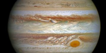 Jupiter Powerful X-Ray Auroras:  Scientists Unearth Decade-Old Mystery