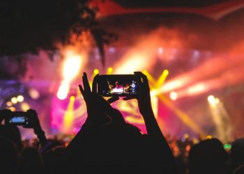 How Has Technology Changed The Way We Attend Music Festivals?
