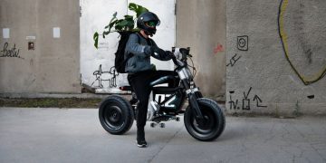 BMW’s Debuts CE 02 Electric Mini-bike Ahead Of IAA Mobility Conference