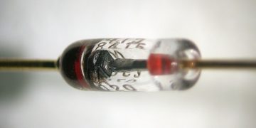 Diodes: What Are They & How Can They be Used?