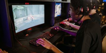 Game Like A Pro: 10 Secret Tips To Improve Your Gaming Skills