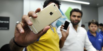 Apple Under Indian Probe For Hurting Competition
