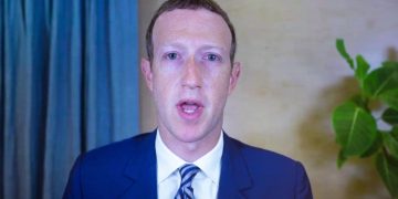 24-Hour Record Plunge: Zuckerberg In $29 Billion Loss, Bezos Pockets $20 Billion