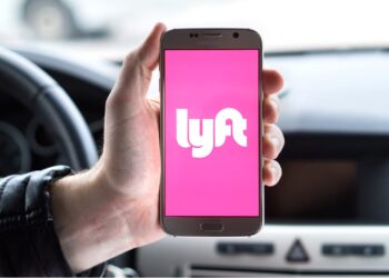 Launch of LG V20: The First Smartphone to Feature Android 7.0 Nougat