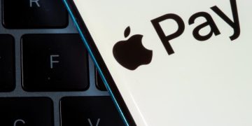 Apple Sued For Having A Monopoly On The iPhone’s Tap-to-Pay