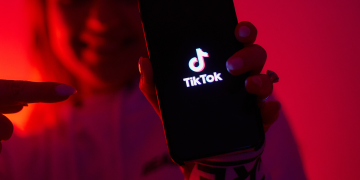 US Communications Regulator To Ban TikTok, Writes To Google, Apple To Yank It Off App Store