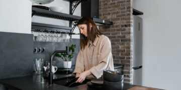 4 Modern Kitchen Plumbing Updates for Your Home