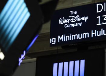 Disney Misses Analysts’ Estimates on Earnings and Revenue