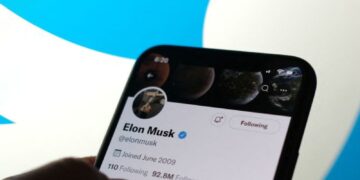 Twitter Blue Launches In Japan