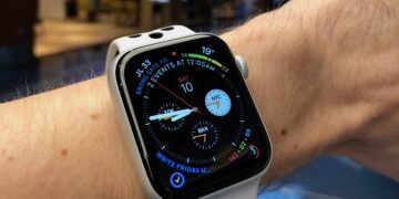 Overwhelmed by Data: When Wearables And Digital Banks Take A Toll On Our Mental Health