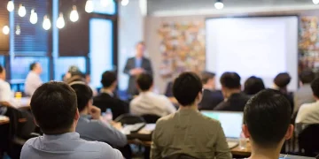 What Are The Benefits Of Employee Training?