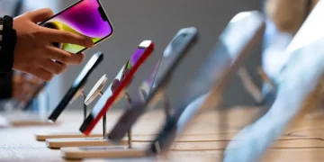 Your iPhone Will Soon Be Able To Replicate Your Voice In 15-Mins