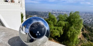 Kenya’s Police Raids WorldCoin’s Warehouse And Confiscates Its Iris Orb Equipments.