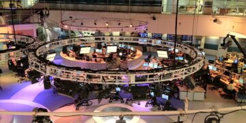 Microsoft, OpenAI Fund News Outlets for AI Testing