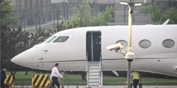 Meta Bans Private Jet Trackers of Musk and Zuckerberg