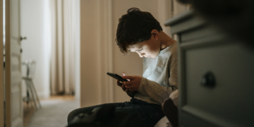 Google and Meta Oppose Australia’s Social Media Child Ban