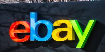 eBay’s AI Push Can’t Stop Stock Slide as Holiday Forecast Falls Short