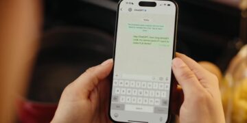 OpenAI’s ChatGPT is Now Available on WhatsApp. Here’s how to Use It