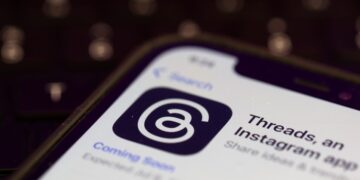 Threads Introduces New Features: Analytics, Text Formatting, and Post Scheduling