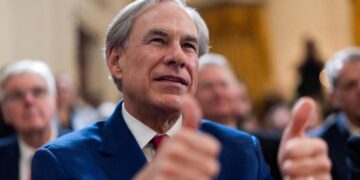 Texas Signs Internet Regulations Targeting Apple & Google