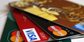 Banks, Fintechs Disagree on Resuming International Naira Card Use