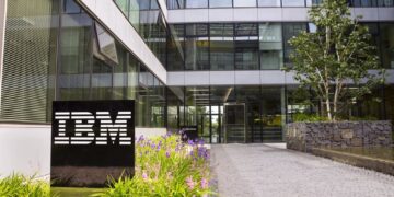 IBM Posts Strongest Revenue Growth in Decade on AI Mainframes