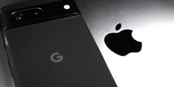 UK Aims To Regulate Google and Apple Mobile Platforms