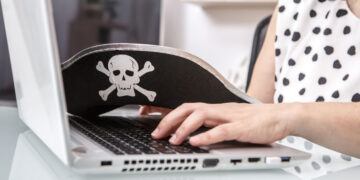 US Lawmakers Urge ISP Crackdown on Foreign Piracy Sites
