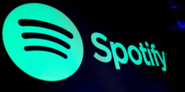 Spotify Acknowledges App Crashes on Samsung and Pixel Phones