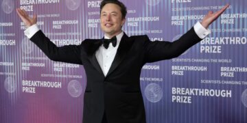 Tesla Shareholders Approve Elon Musk’s $1 Trillion Pay Deal