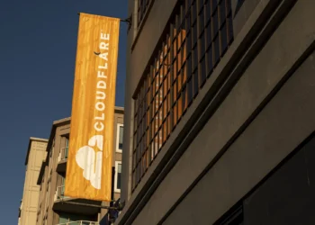 Cloudflare Outage Disrupts X, ChatGPT, and Major Sites