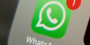 Russia Plans To Block Access To WhatsApp