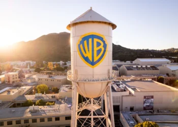 Netflix Plans Heavy Borrowing to Fund Warner Bros Deal