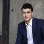 OpenAI Appoints New Platform Chief to Turn ChatGPT into an OS glen-coates-750×494