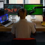 Apple-Creator-Studio-lifestyle-Final-Cut-Pro_big.jpg.large_2x