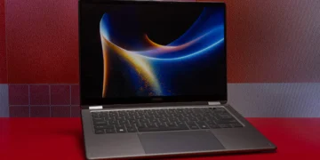 MSI Prestige 14 Flip AI+ Review: Intel Panther Lake Power