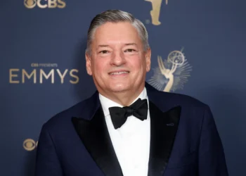 Netflix Boss Defends Warner Bros Bid Ahead of Paramount Deadline