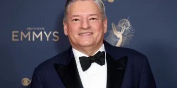 Netflix Boss Defends Warner Bros Bid Ahead of Paramount Deadline