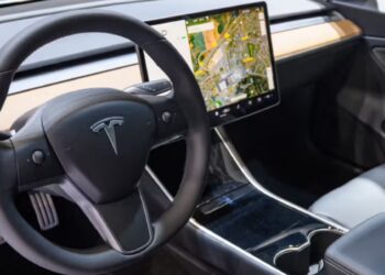 Tesla Sues California DMV Over Autopilot Marketing Ban
