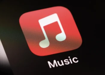 Apple Music Now Labels AI-Generated Content