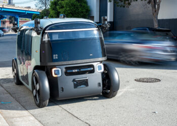 Amazon’s Zoox Expands Robotaxi Testing to Dallas and Phoenix