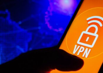 Russia’s VPN Crackdown Backfires as Bank Outage Exposes Fragile Internet Controls