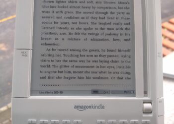 Amazon Will End Store Support for Pre-2013 Kindles and Fire Tablets in 2026