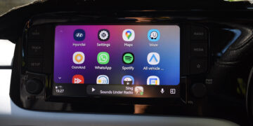 Google Rolls Out Media App Switcher For Android Auto