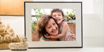 Aura Restores Google Photos Integration