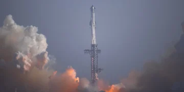 SpaceX Deploys V3 Starlink Satellites But Loses Another Super Heavy Booster